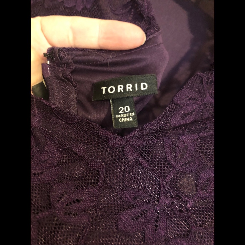 torrid Purple Lace Short Sleeve Dress - Picture 3 of 3